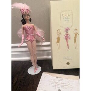 ❌Barbie Career Girl The Showgirl Silkstone❌2009 Gold Label❌stand & Box Included❌